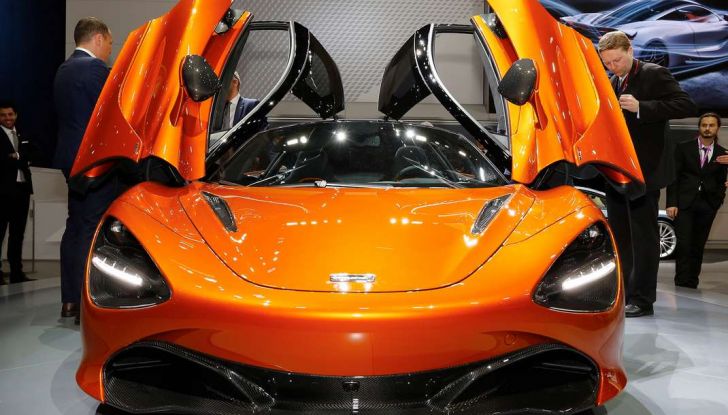 McLaren 720S - Foto 2 di 16