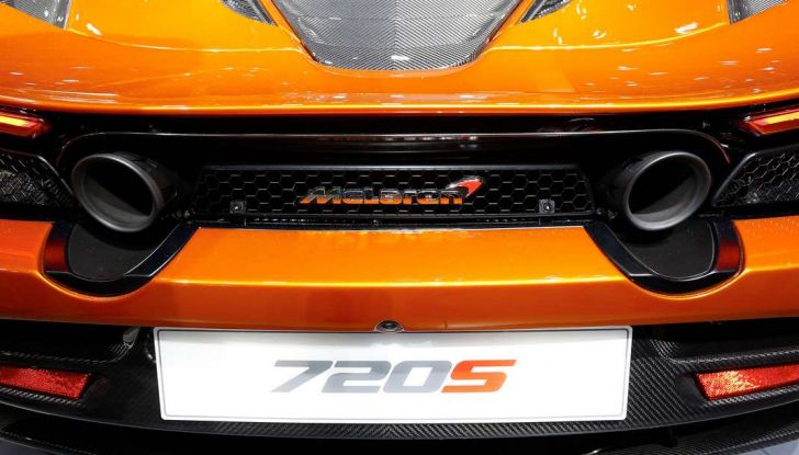 McLaren 720S - Foto 15 di 16