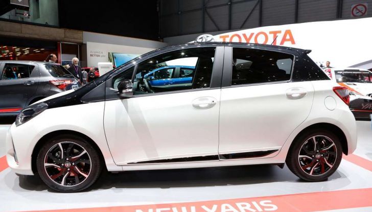 Toyota Yaris restyling 2017 - Foto 15 di 28