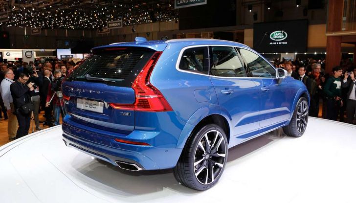 Nuova Volvo XC60 2017: Il martello di Thor - Foto 18 di 22