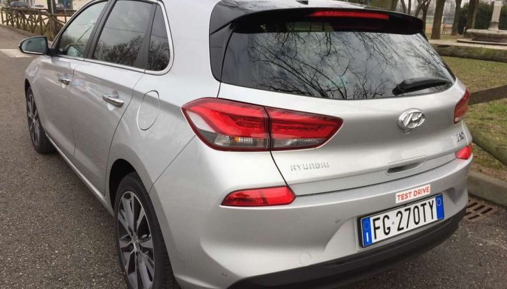 Nuova Hyundai i30, la prova su strada del T-GDI da 140CV - Foto 6 di 22