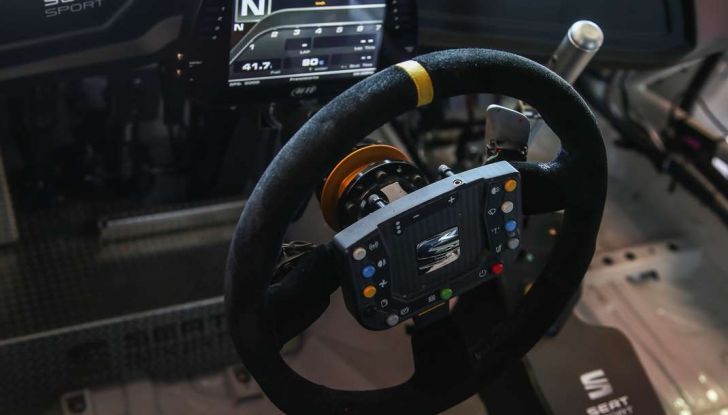 Seat Leon Cupra ST provata in pista a Franciacorta - Foto 4 di 57