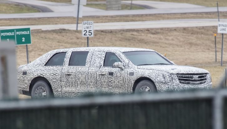 The Beast, la Limousine di Donald Trump su base Cadillac - Foto 2 di 9