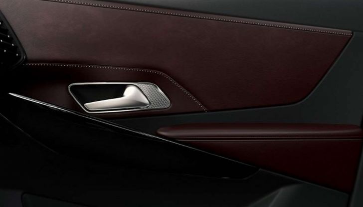 DS 7 Crossback “La Premiere”, consegnato il primo esemplare - Foto 4 di 10