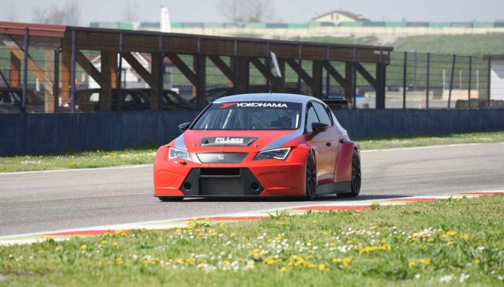 Seat Leon Cupra ST provata in pista a Franciacorta - Foto 55 di 57