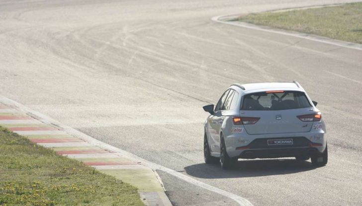 Seat Leon Cupra ST provata in pista a Franciacorta - Foto 52 di 57