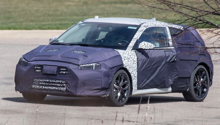 Hyundai Veloster 2018, la coupé agile e reattiva alla seconda generazione - Foto 1 di 9