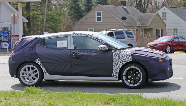 Hyundai Veloster 2018, la coupé agile e reattiva alla seconda generazione - Foto 7 di 9