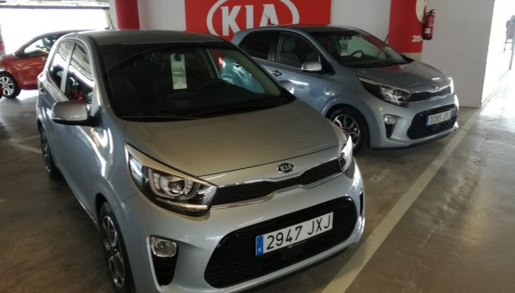Nuova Kia Picanto 2017, prova su strada della citycar poca spesa e tanta resa - Foto 20 di 35