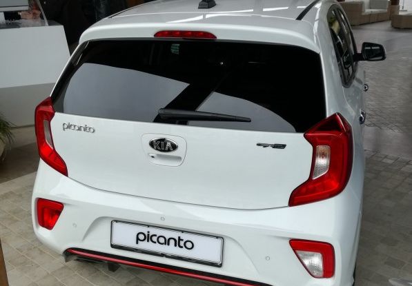 Nuova Kia Picanto 2017, prova su strada della citycar poca spesa e tanta resa - Foto 32 di 35