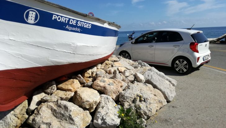 Nuova Kia Picanto 2017, prova su strada della citycar poca spesa e tanta resa - Foto 14 di 35