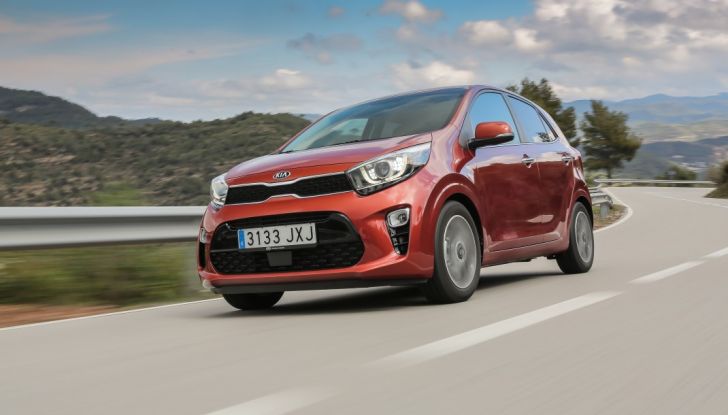 Nuova Kia Picanto 2017, prova su strada della citycar poca spesa e tanta resa - Foto 16 di 35