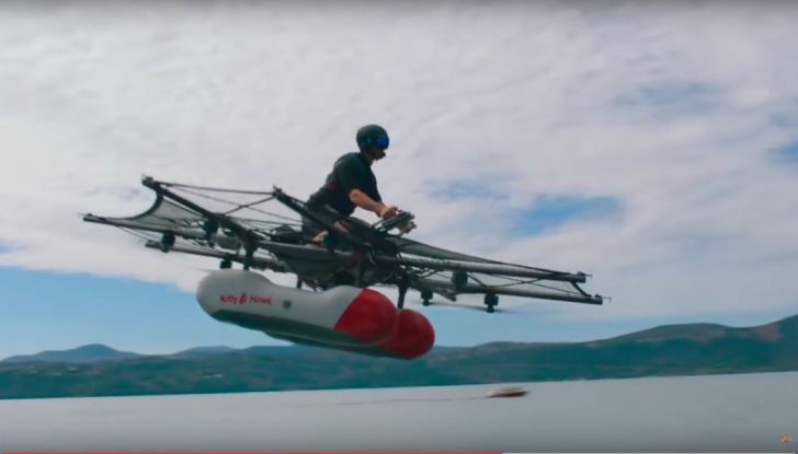 L’auto volante: si chiama Kitty Hawk il mezzo tra futuro e storia - Foto 10 di 12