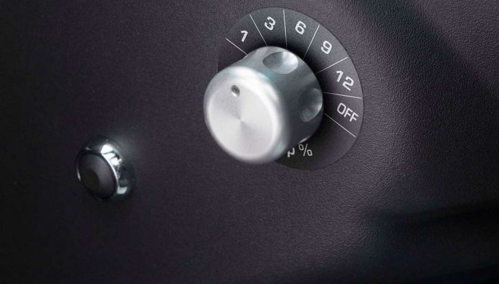 Lotus Exige Cup 380, stradale  da corsa in edizione limitata - Foto 12 di 12