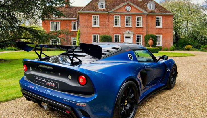 Lotus Exige Cup 380, stradale  da corsa in edizione limitata - Foto 3 di 12