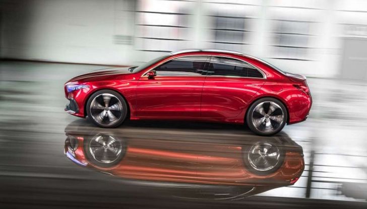 Mercedes Concept A Sedan - Foto 6 di 10