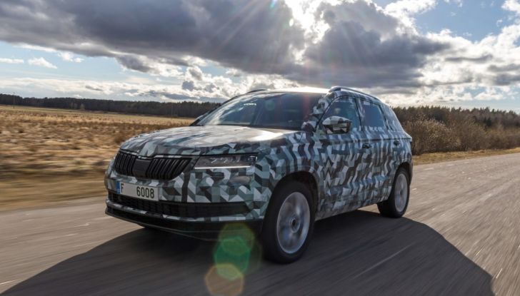 Skoda Karoq 2018: porte aperte per il Crossover da 23.850€ - Foto 18 di 25