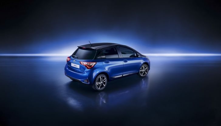 Nuova Toyota Yaris Hybrid 2017: prova su strada, consumi e prestazioni - Foto 12 di 25