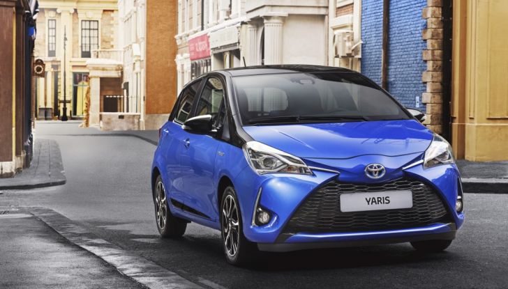 Nuova Toyota Yaris Hybrid 2017: prova su strada, consumi e prestazioni - Foto 22 di 25