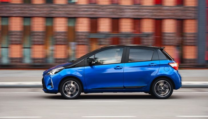 Nuova Toyota Yaris Hybrid 2017: prova su strada, consumi e prestazioni - Foto 4 di 25