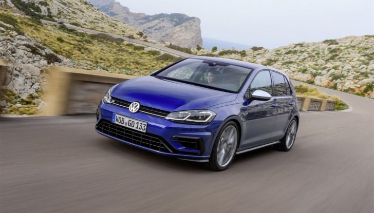 Prova nuova Volkswagen Golf 2017, versioni speciali: dall’elettrico alla Golf R - Foto 15 di 20