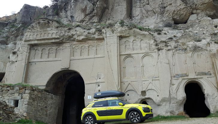 Citroën Avventura Gialla 2017: la C4 Cactus nella selvaggia Cappadocia - Foto 4 di 5