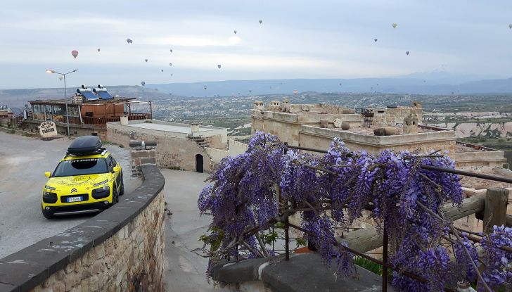 Citroën Avventura Gialla 2017: la C4 Cactus nella selvaggia Cappadocia - Foto 5 di 5