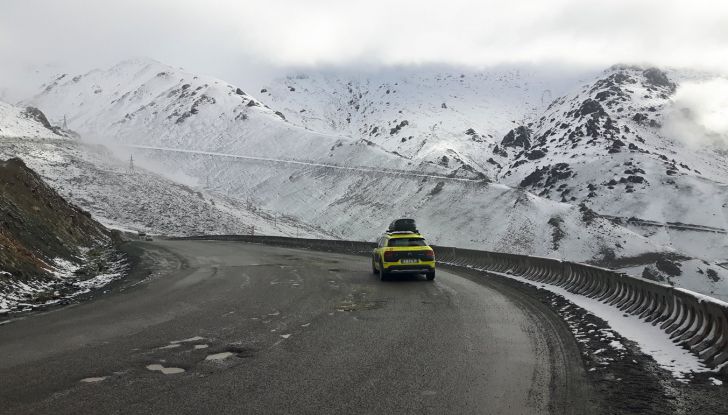 Citroën Avventura Gialla: la C4 Cactus attraversa il Kirghizistan - Foto 2 di 8