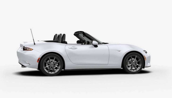 Fiat 124 Spider vs Mazda MX-5 a rate preferiamo la scoperta italiana - Foto 10 di 27