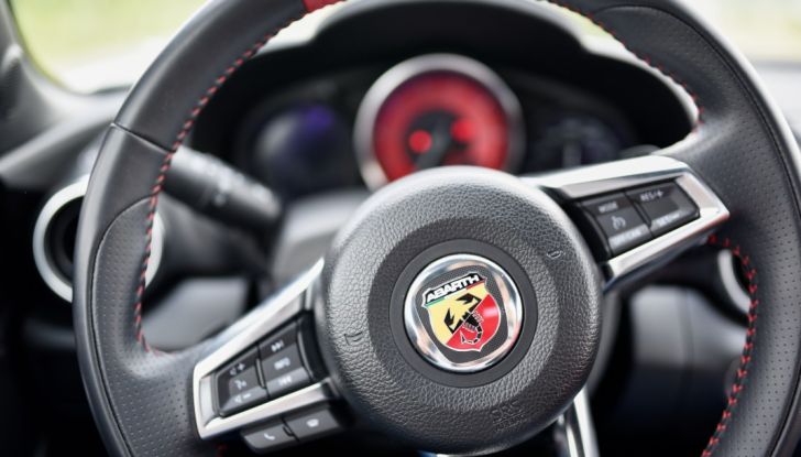 Abarth Day: Una giornata all’insegna dello scorpione tra Rally e Pista - Foto 20 di 44