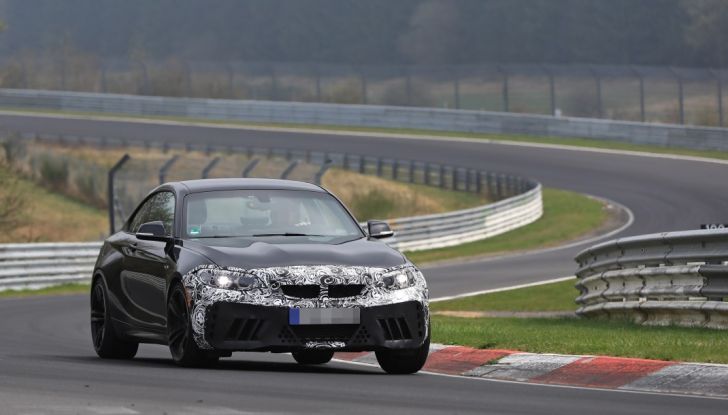 BMW M2 Facelift 2018 prime foto spia - Foto 3 di 14