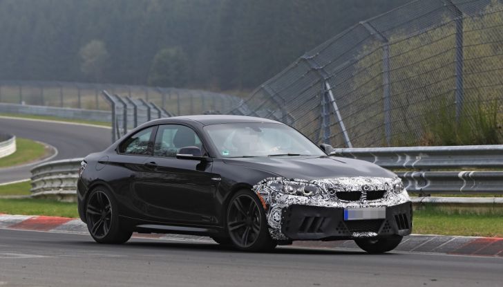 BMW M2 Facelift 2018 prime foto spia - Foto 4 di 14