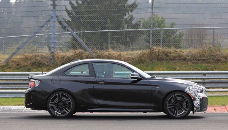 BMW M2 Facelift 2018 prime foto spia - Foto 6 di 14