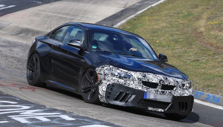 BMW M2 Facelift 2018 prime foto spia - Foto 11 di 14