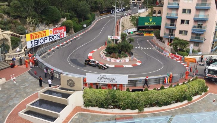 Spendere 150mila euro in drink e cappellini? Tutto è possibile durante il GP di Monaco - Foto 3 di 8