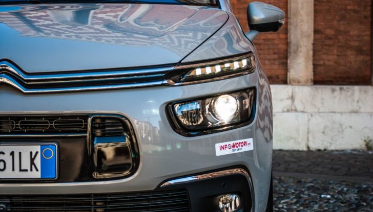 Citroën Grand C4 Picasso ​automatica ​: la nostra prova del Diesel da 120CV - Foto 12 di 37
