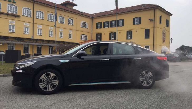 Kia Optima Plug-in Hybrid, prova su strada e impressioni di guida - Foto 9 di 22