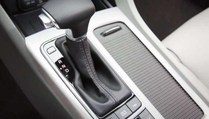 Kia Optima Plug-in Hybrid, prova su strada e impressioni di guida - Foto 22 di 22