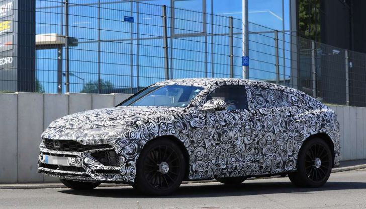 Lamborghini Urus, il SUV di lusso con V8 da 650 CV - Foto 20 di 41