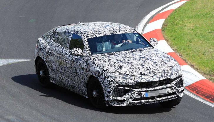 Lamborghini Urus, il SUV di lusso con V8 da 650 CV - Foto 1 di 41