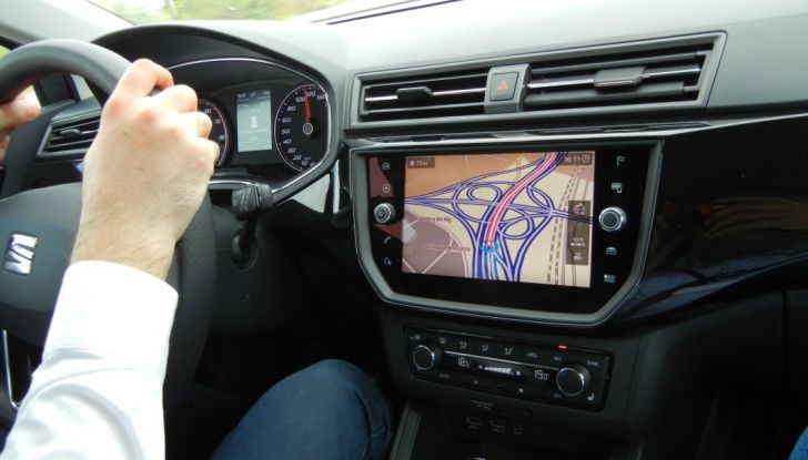 Prova Seat Ibiza 2017: giovane, bella e sportiva - Foto 19 di 28