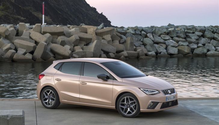 Prova Seat Ibiza 2017: giovane, bella e sportiva - Foto 10 di 28