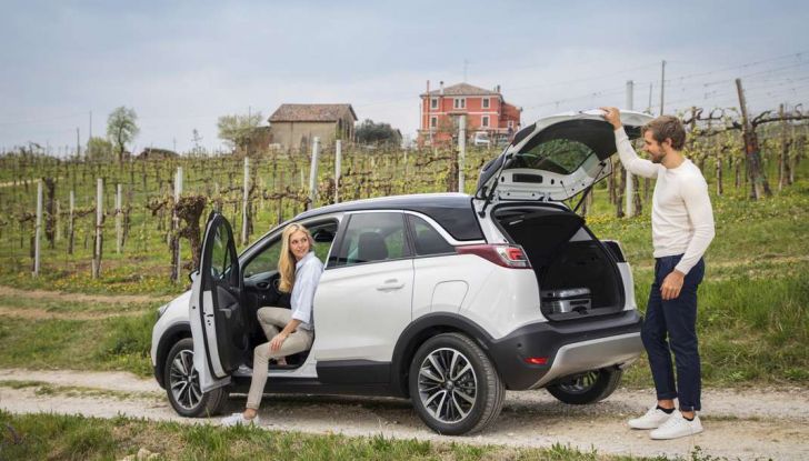 Opel Crossland X, test drive e allestimenti del crossover tedesco - Foto 35 di 38
