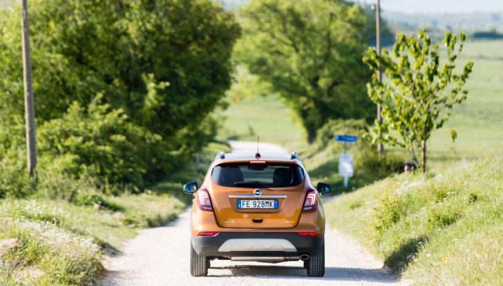 Prova su strada Opel Mokka X GPL: il SUV a tutto gas! - Foto 16 di 35