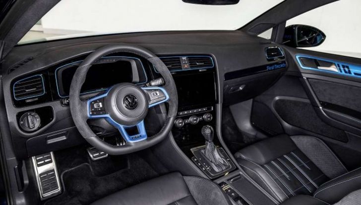 Volkswagen Golf GTI First Decade al Woerthersee 2017 - Foto 13 di 13