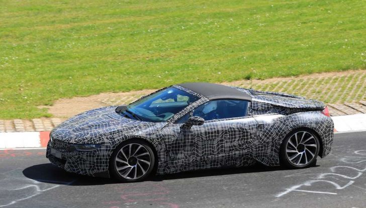BMW i8 Spyder, prime immagini spia della cabrio tedesca - Foto 25 di 26