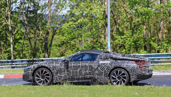 BMW i8 Spyder, prime immagini spia della cabrio tedesca - Foto 20 di 26