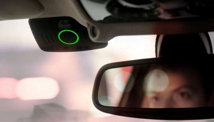 La sicurezza prima di tutto: da luglio 2022 la scatola nera sarà obbligatoria - Foto 2 di 6