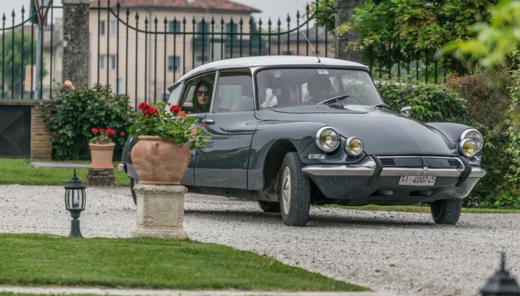 DS 19: la nostra prova su strada della capostipite Deésse - Foto 9 di 17