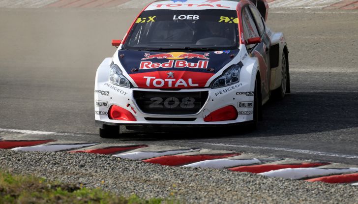Le Peugeot 208 WRX in casa su terra svedese - Foto 1 di 3